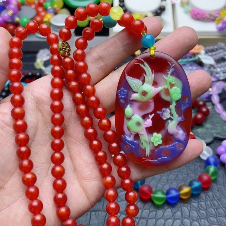 树脂制品79号雕刻吊坠