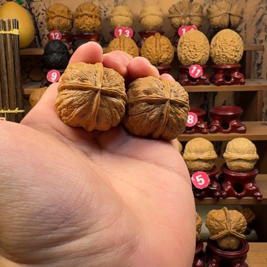 敬**然铁核桃把件金蟒炸四