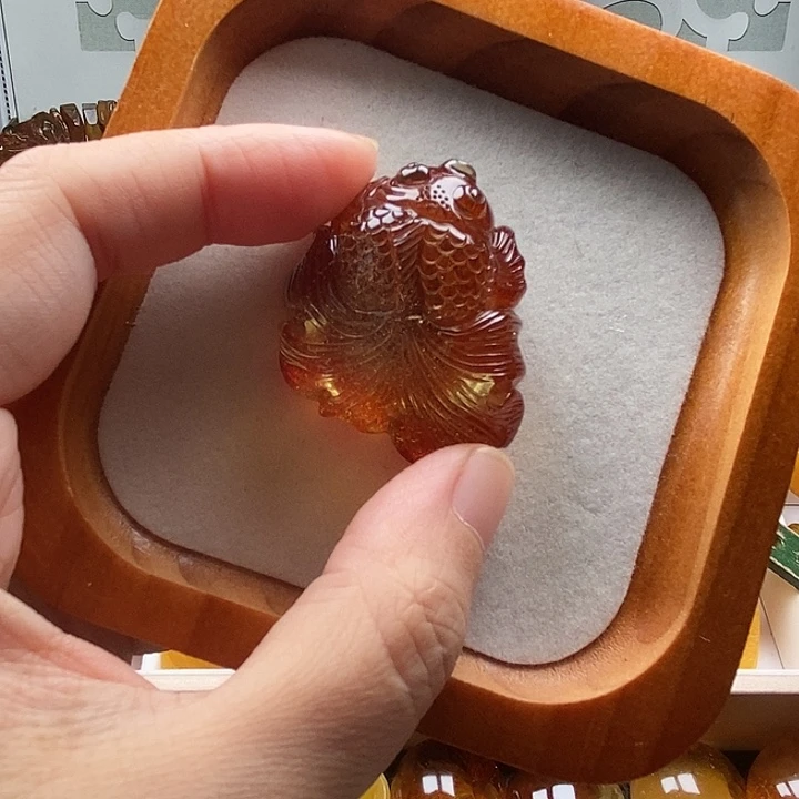 琥珀未镶嵌裸石琥珀蜜蜡