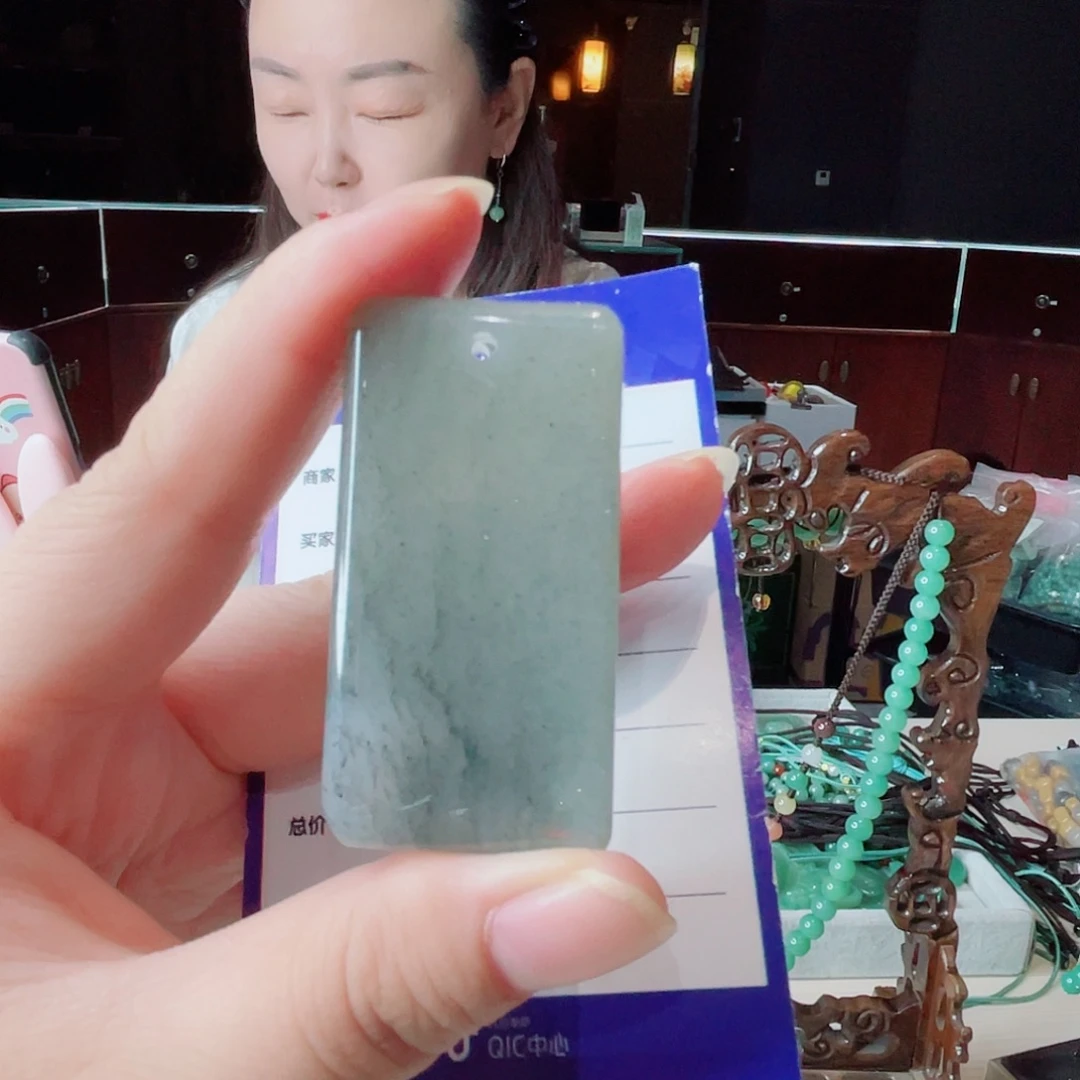 未镶嵌密玉（石英质玉）珠宝半成品