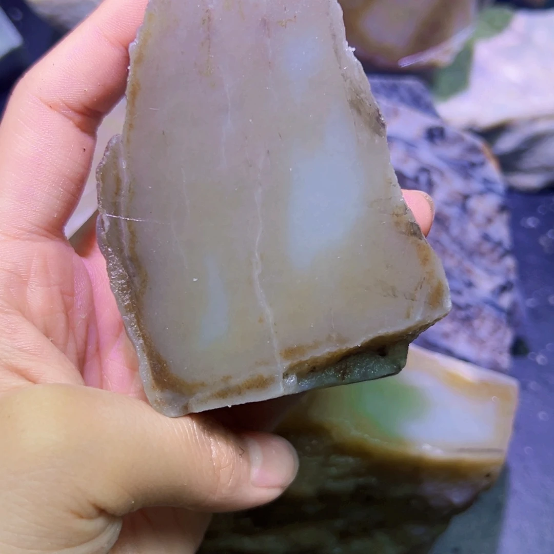 和田玉（糖玉）未镶嵌珠宝半成品