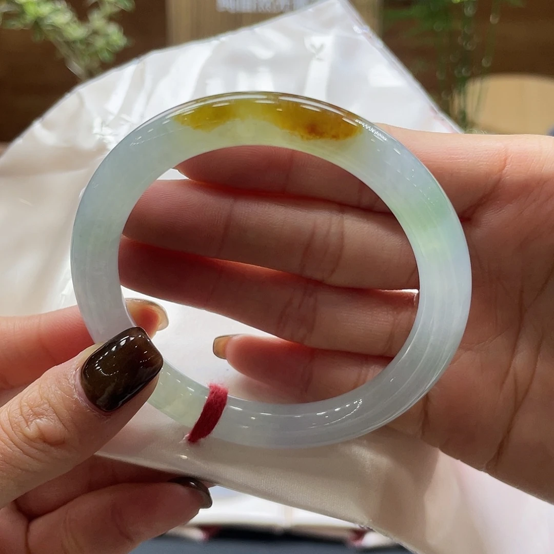 翡翠未镶嵌手镯18 号