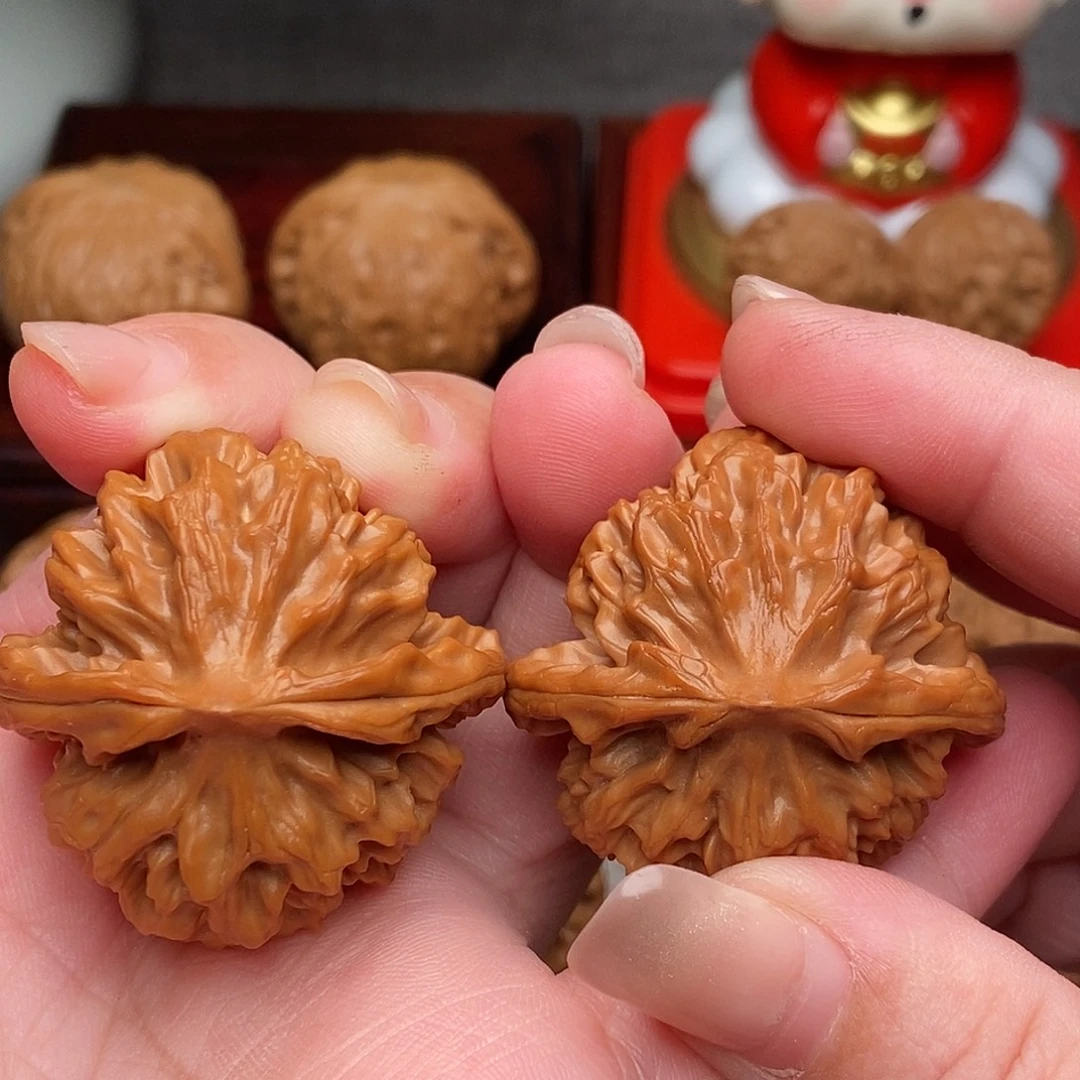 冷***心把件文玩核桃39全龙鳞