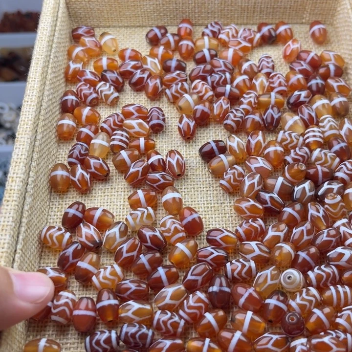 琉璃非金属新货随机2.2元1颗