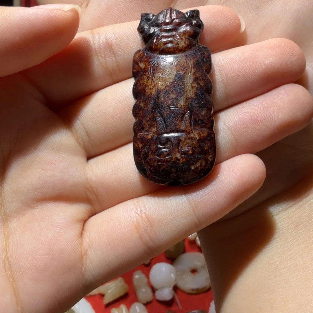 大***唐瓷片精品购物中心位于