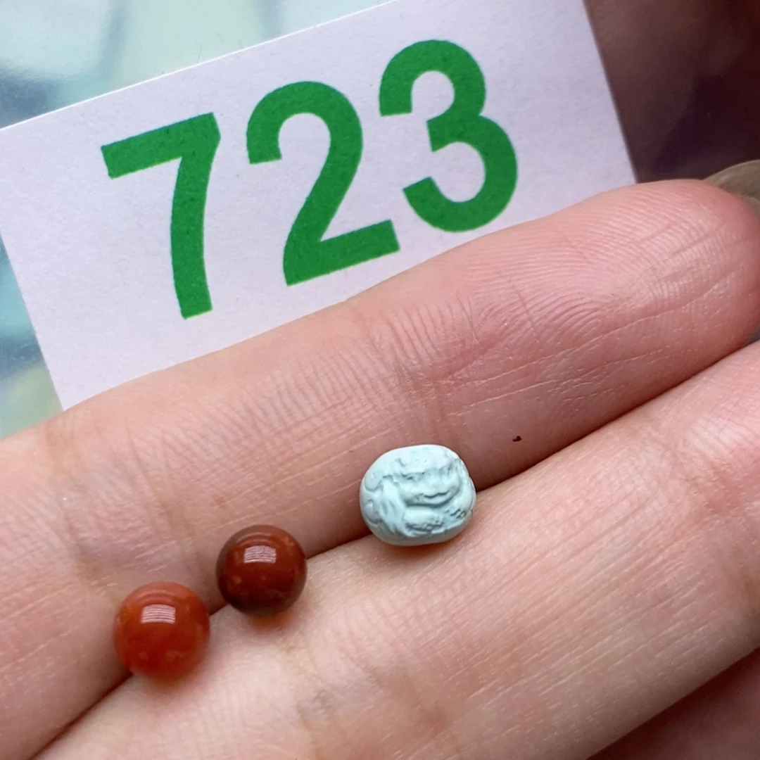 南红玛瑙未镶嵌珠宝奇石