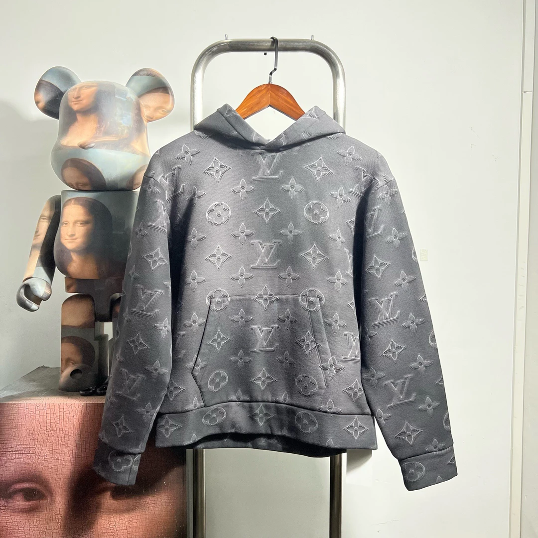 99新 LouisVuitton/路易威登 99新lv热感应帽衫xs码胸围56衣长60