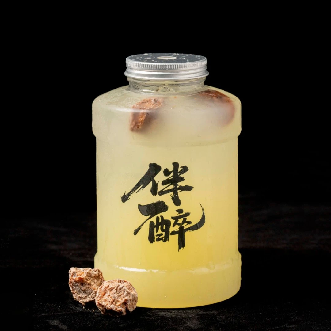 话梅生津3L顿顿桶+苏打酒4瓶+零食4种+筛盅2套+扑克1副+瓶起1个