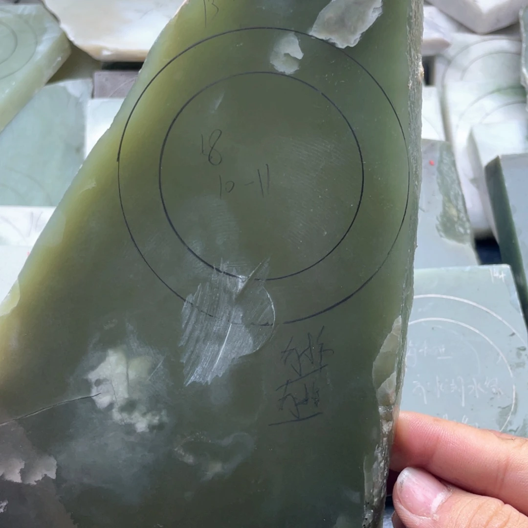 和田玉未镶嵌定制手镯蒸**豉