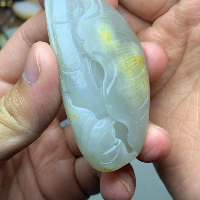 【闪购商品】颈饰未镶嵌和田玉