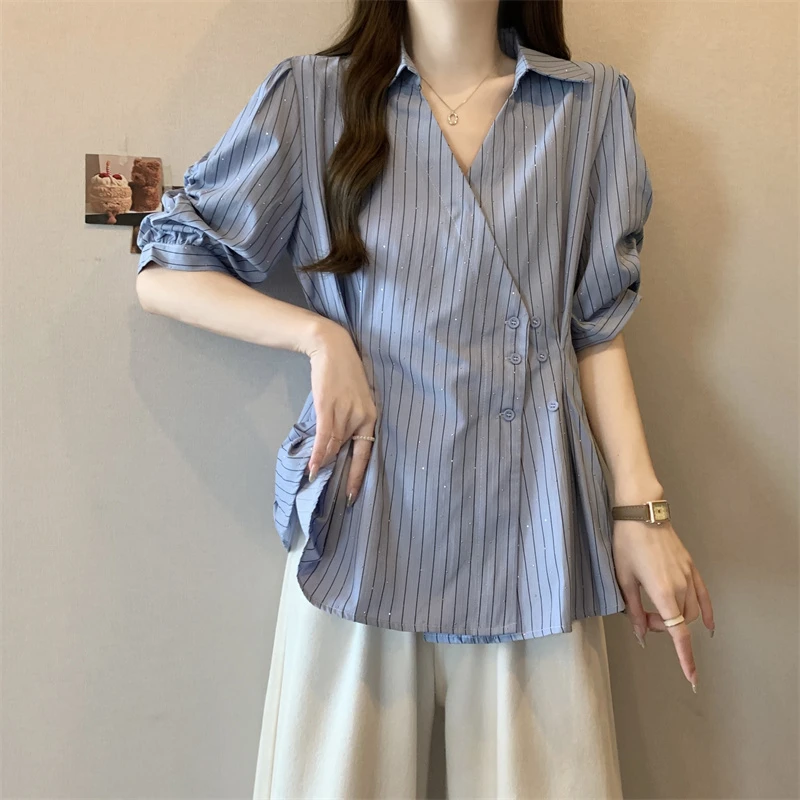 大码女装遮肚子设计感不规则小众衬衫女夏季胖MM显瘦别致短袖衬衣