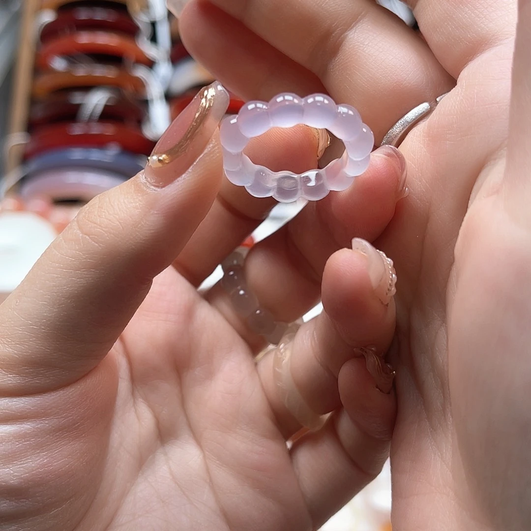 玛瑙/玉髓手镯未镶嵌芸***?