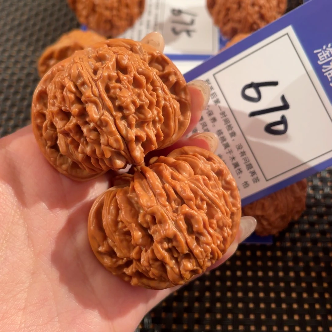 文玩核桃把件670号47尺楼