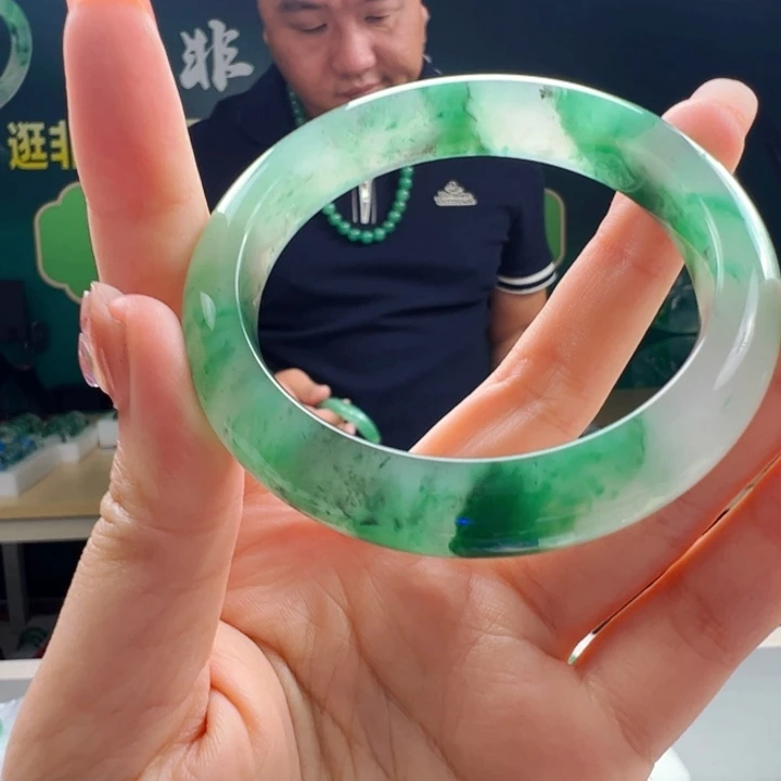 石英质玉手镯合金