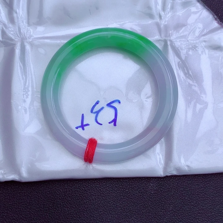 宝***)翡翠未镶嵌手镯翡翠定金