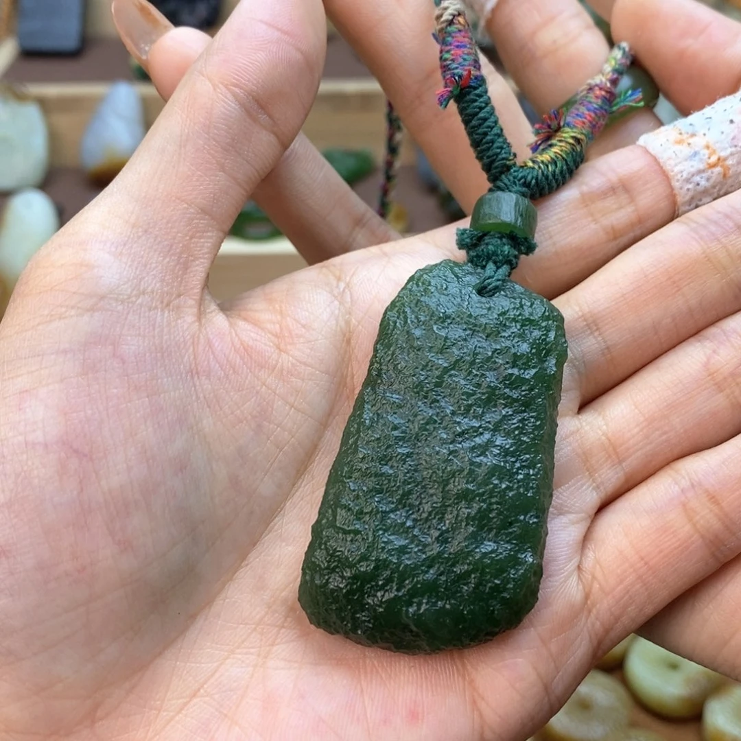 和田玉（碧玉）颈饰未镶嵌萍**逄