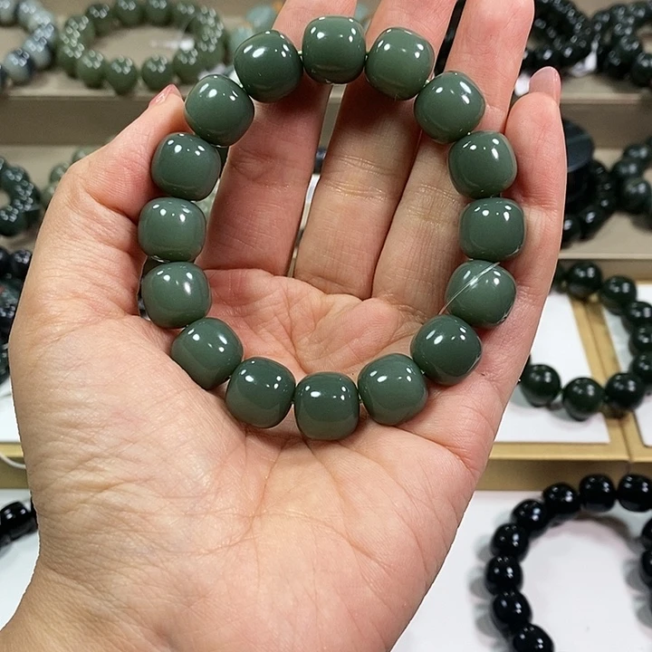 和田玉颈饰未镶嵌恰*