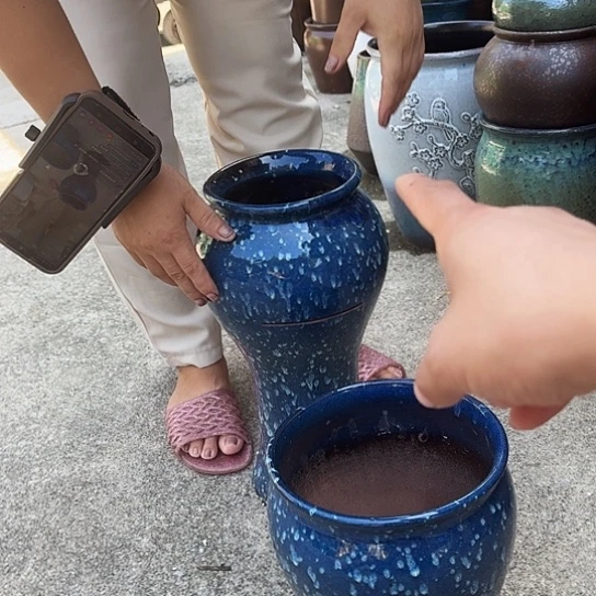 瑕疵流水罐两个盆。