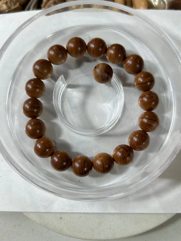 迈索尔老山檀香树心红油沉水小虎皮乱纹，1.1