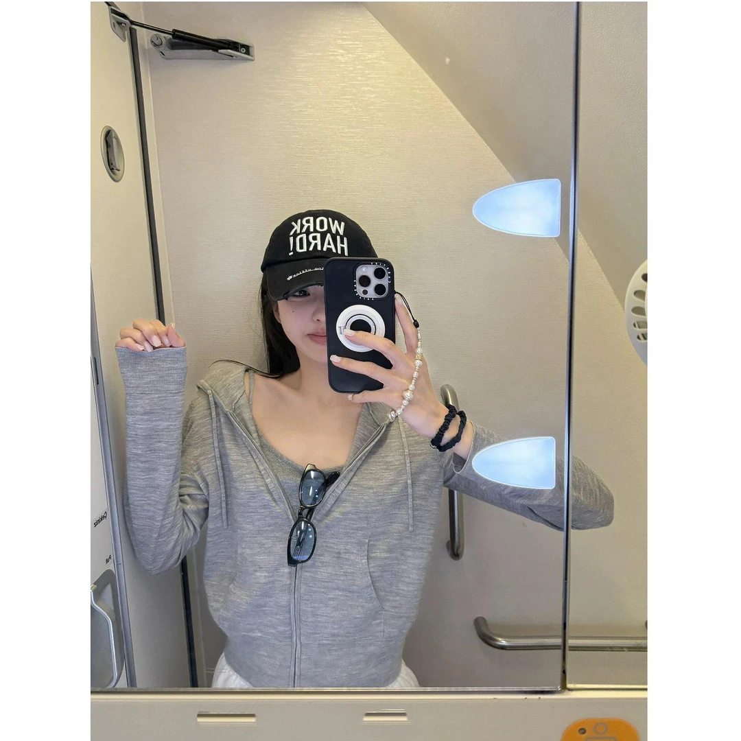 短款连帽拉链长袖卫衣外套女2025新款秋季时尚洋气显瘦开衫小上衣