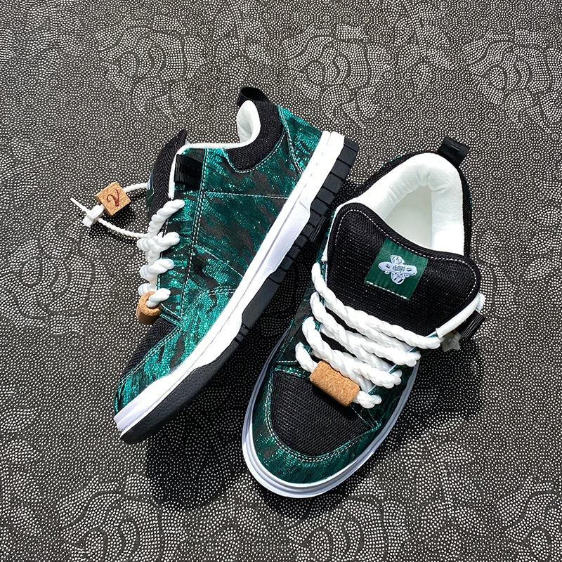 新款黑绿色低帮面包鞋休闲潮流帆布鞋情侣小众板鞋厚底潮鞋男鞋
