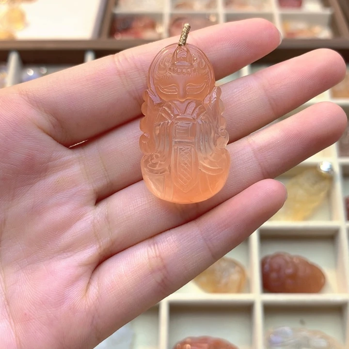 未镶嵌吊坠(赠链)水晶