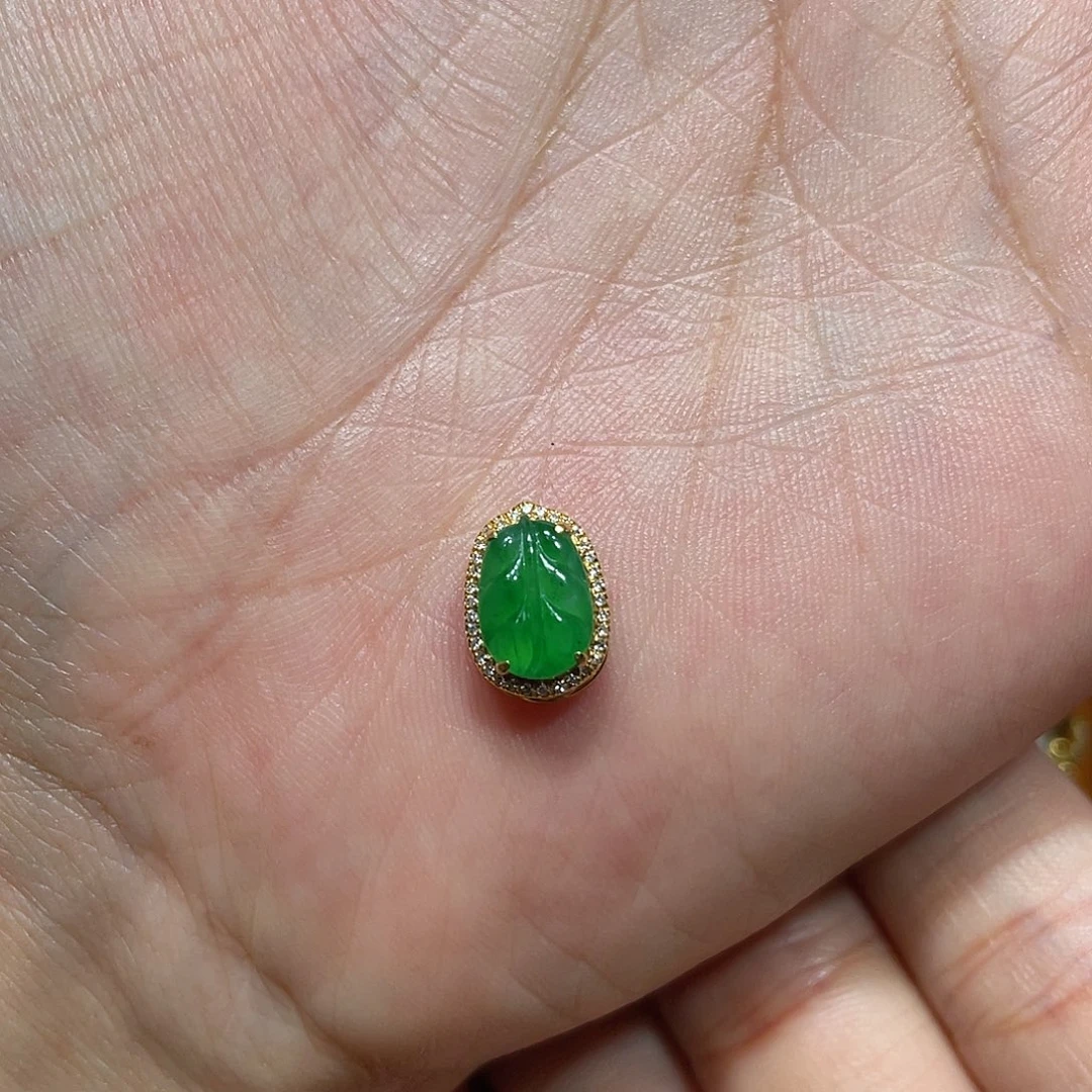 翡翠18K金镶嵌吊坠(不含链)