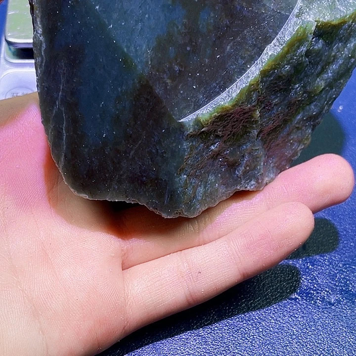 未镶嵌和田玉（糖玉）珠宝半成品