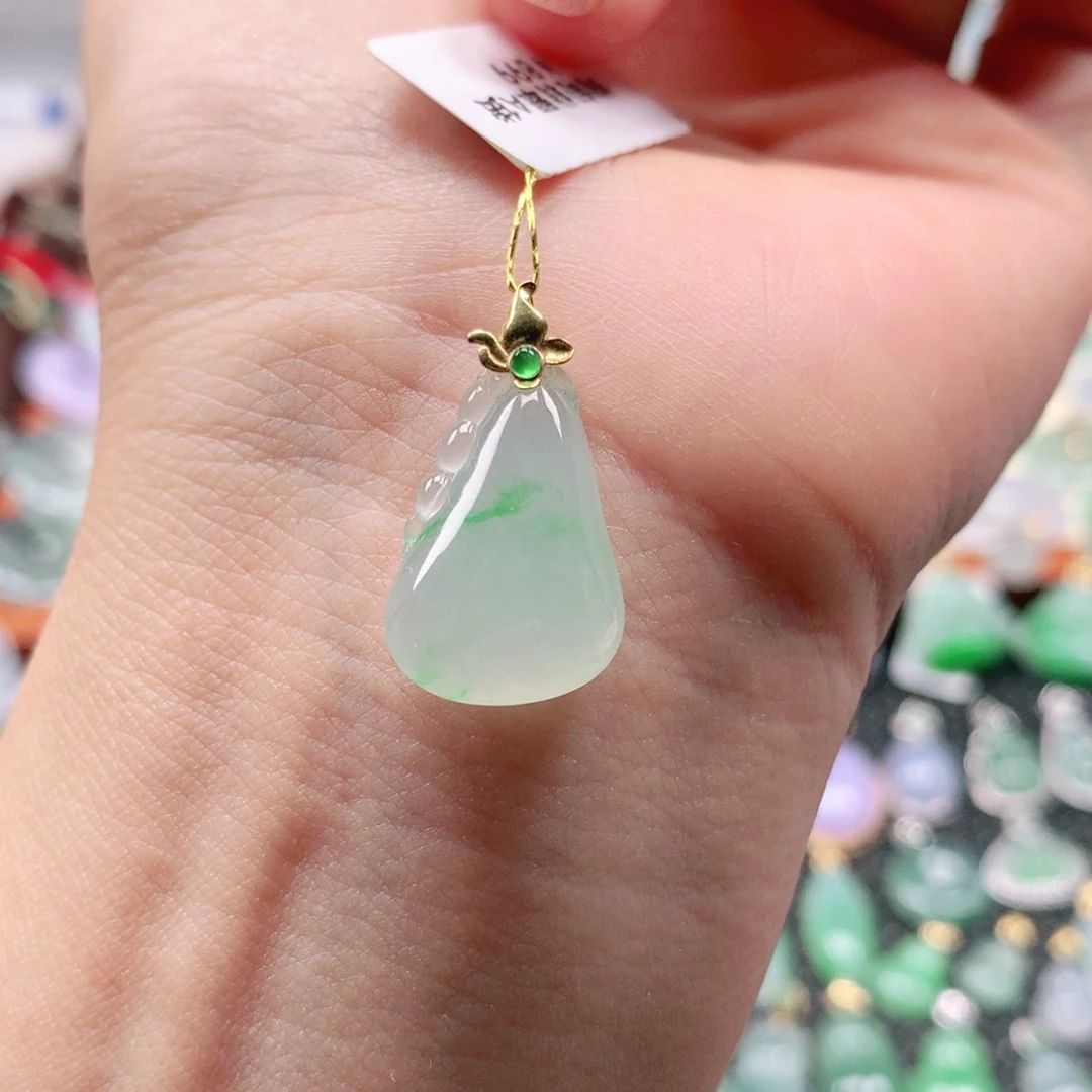 吊坠(不含链)18K金镶嵌翡翠