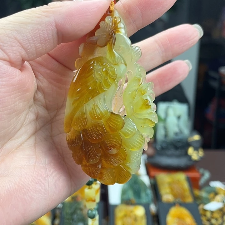 未镶嵌蛇纹石玉颈饰