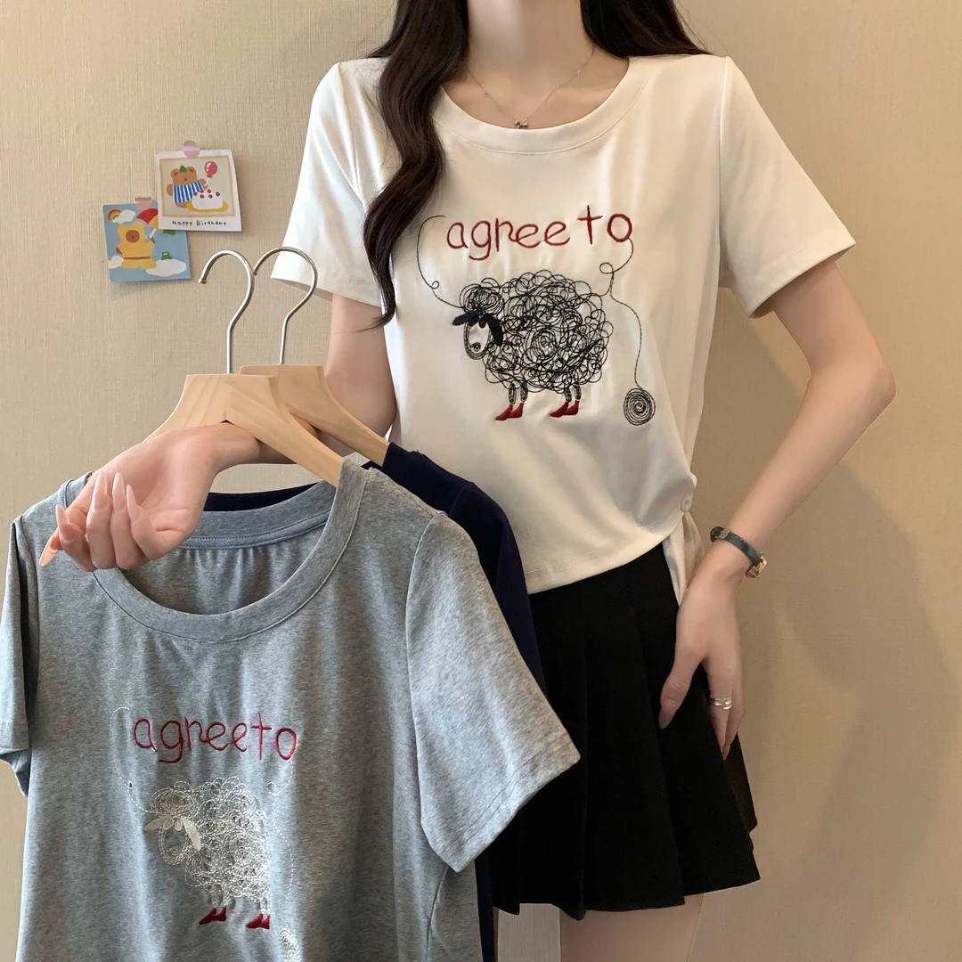 2025年大码女装圆领小羊绣花短袖T恤上衣3276