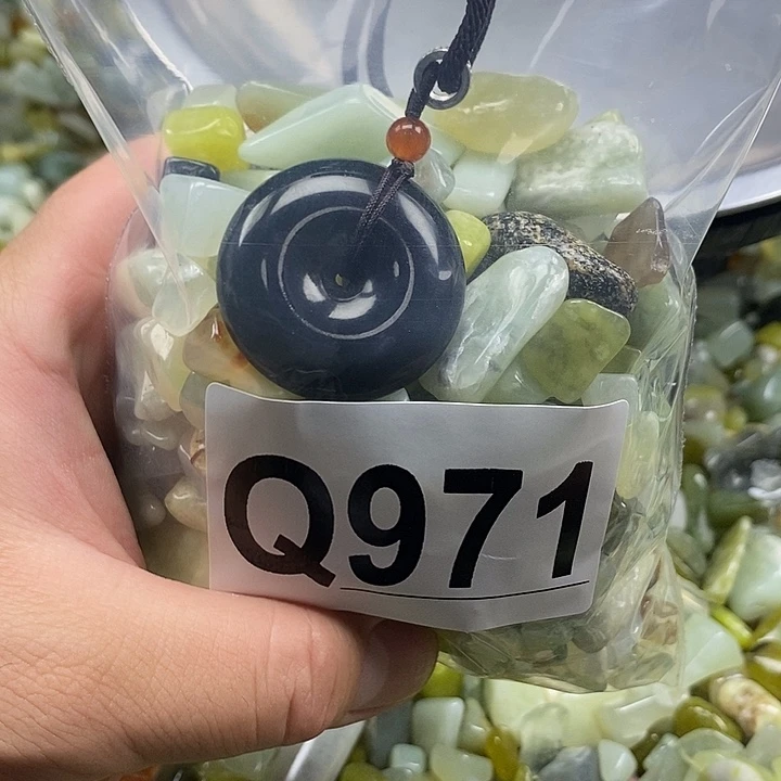 未镶嵌蛇纹石玉鱼缸石