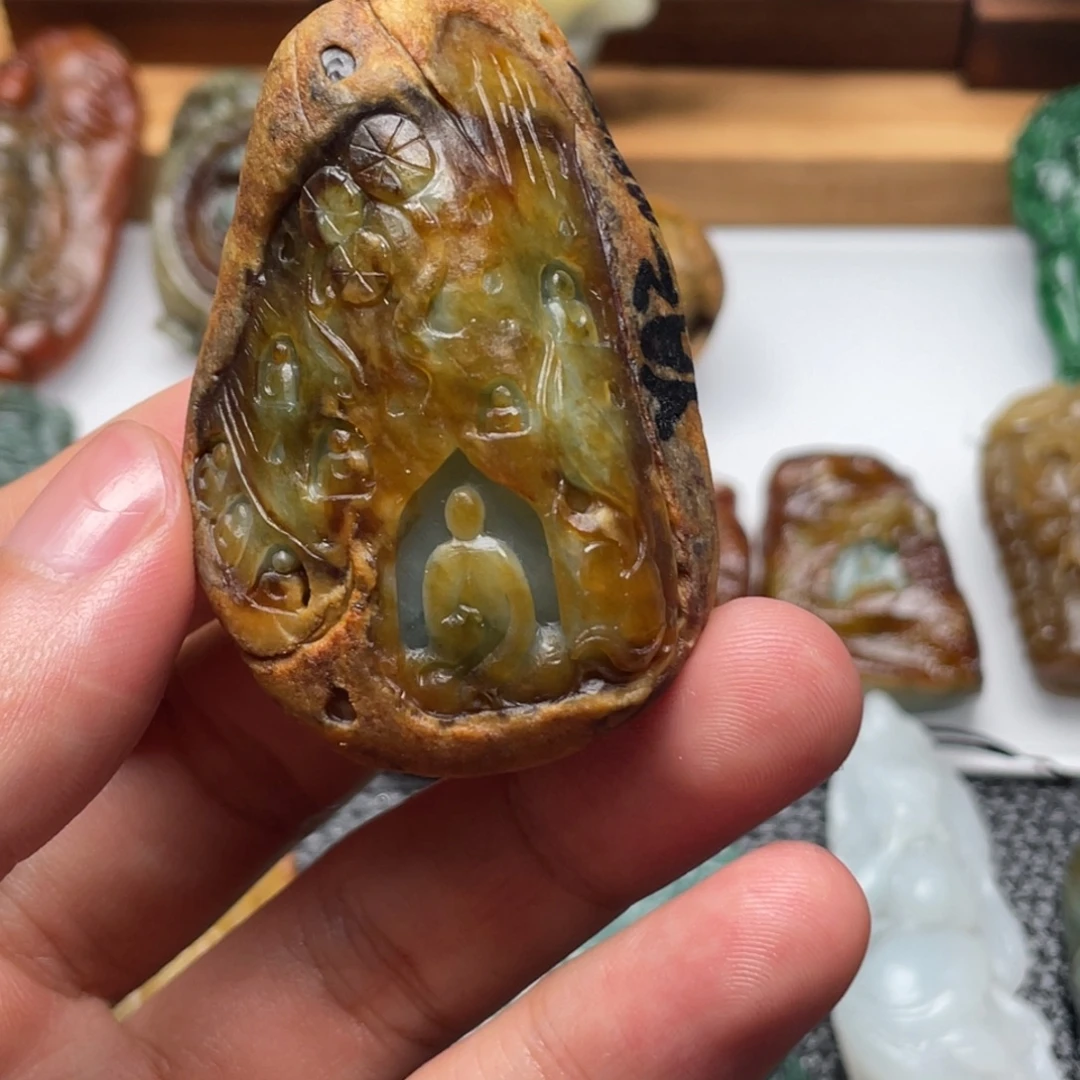 定制翡翠未镶嵌翡翠