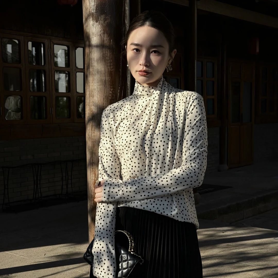 HELA AOMI “优雅波点”设计感长袖波点宽松显瘦打底衫CY5DX12511