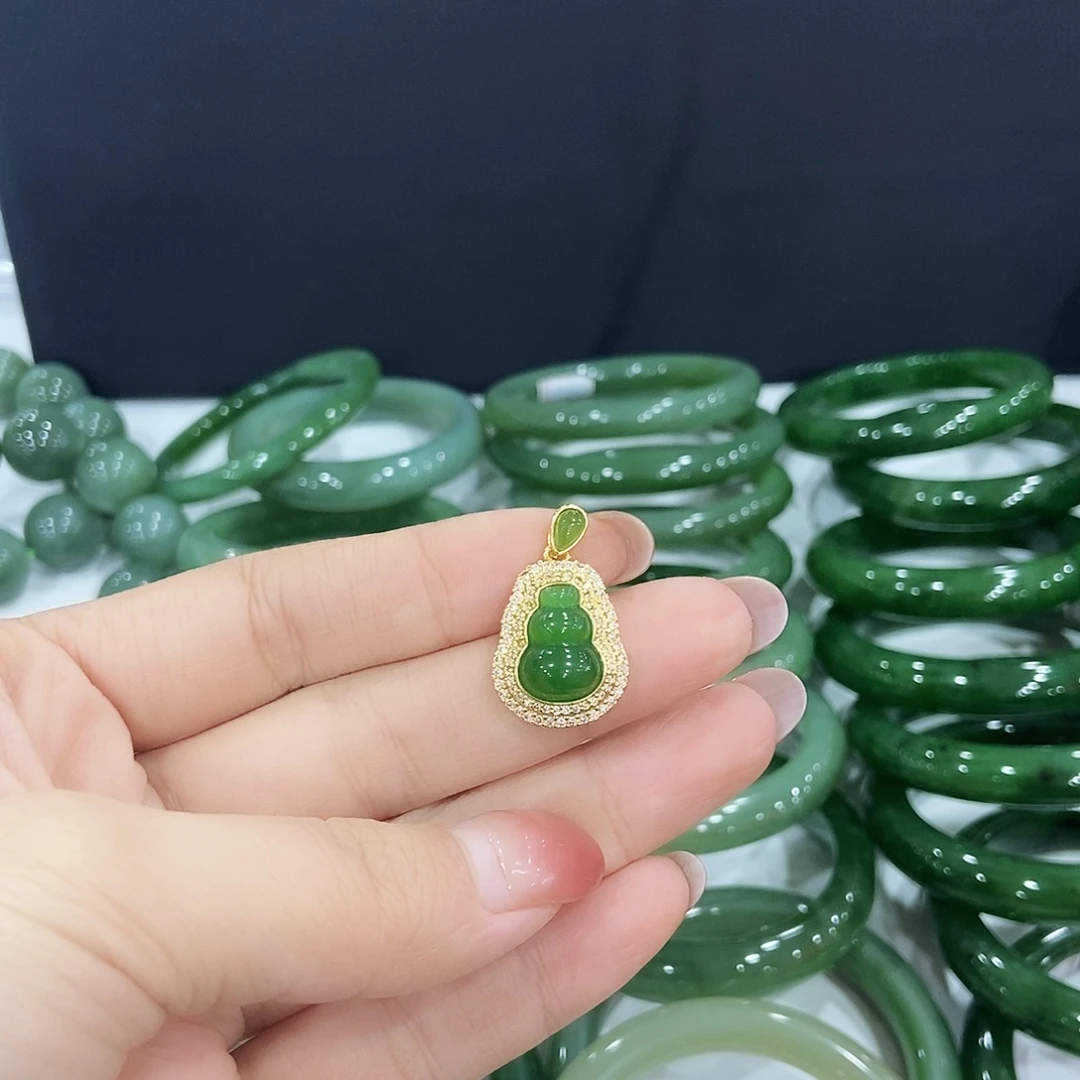 和田玉银S925镶嵌颈饰