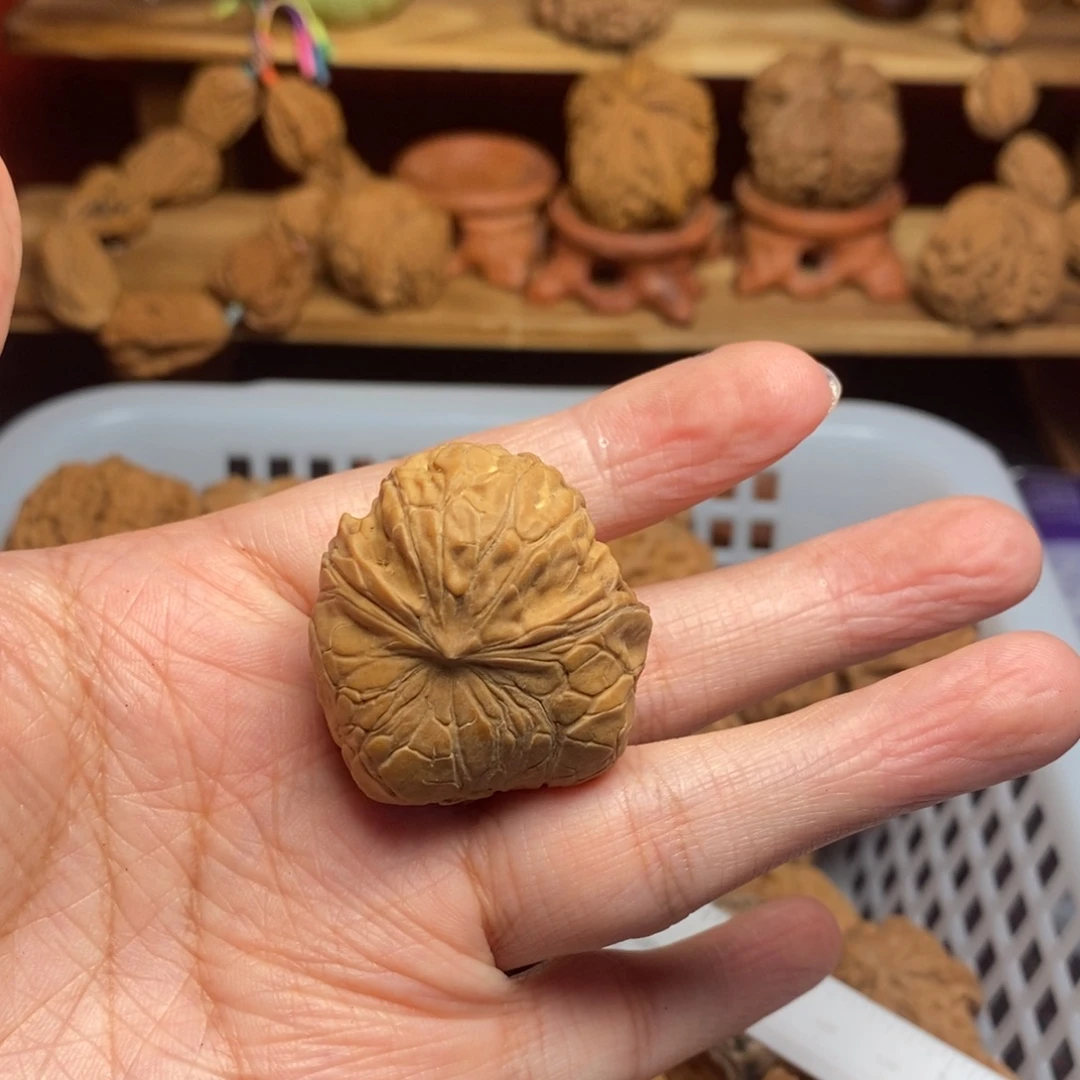 有***角文玩核桃把件文玩