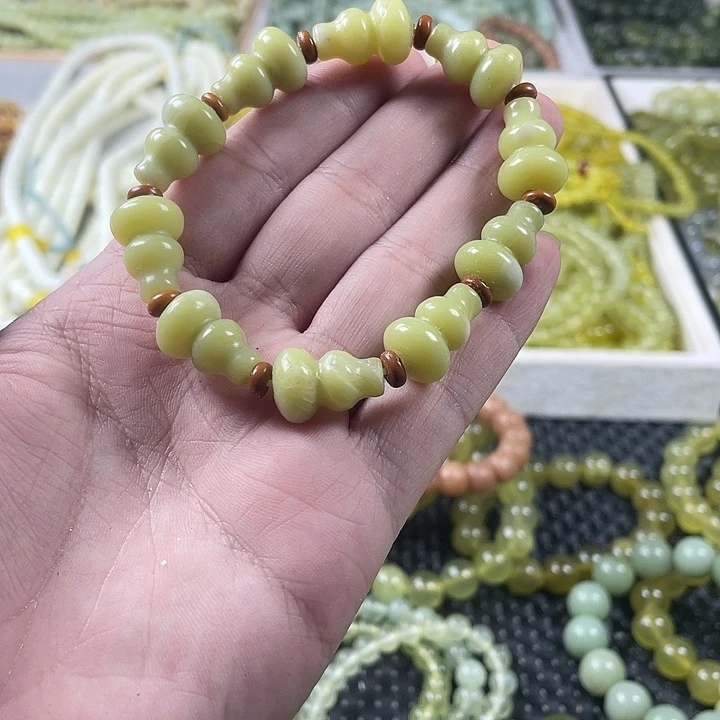 蛇纹石玉未镶嵌手链