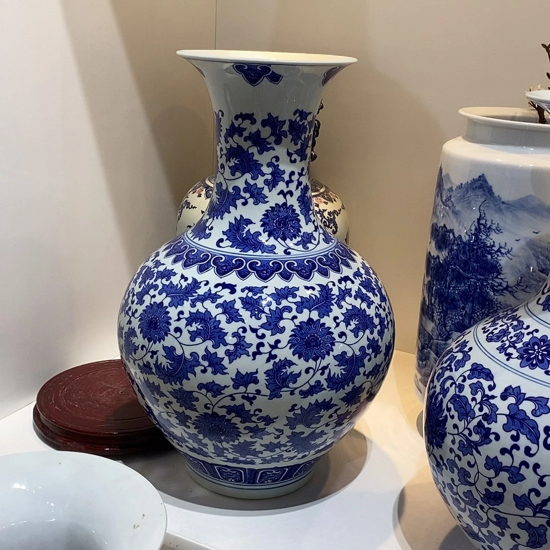 卓***玛陶摆件两个50cm青花如意纹赏瓶