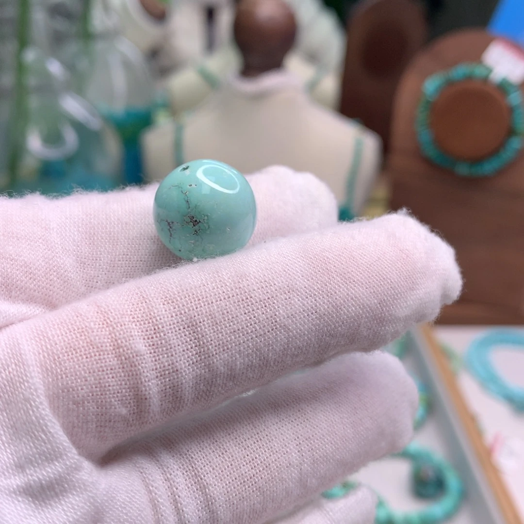 绿松石未镶嵌饰品