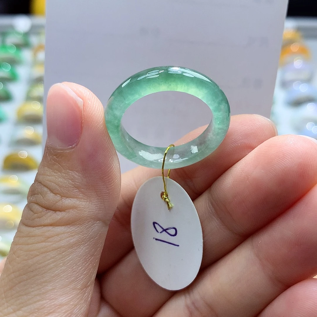翡翠戒指未镶嵌18圈