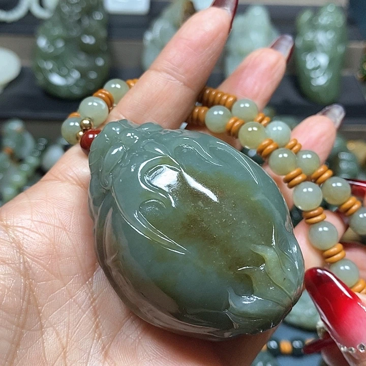 和田玉挂件未镶嵌