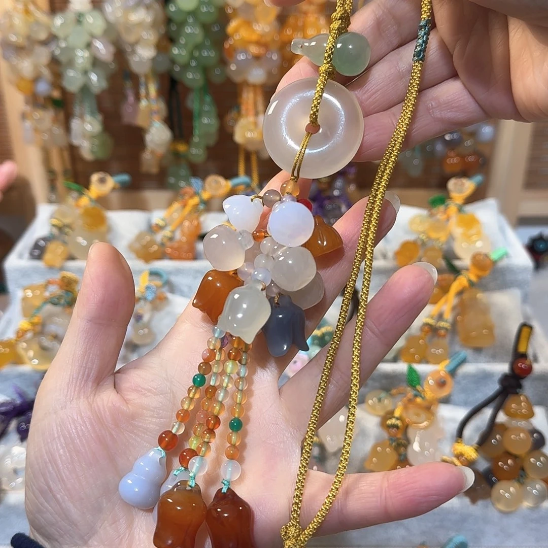 玛瑙/玉髓小挂件福利款不挑不拣通货料子带有包容点未镶嵌