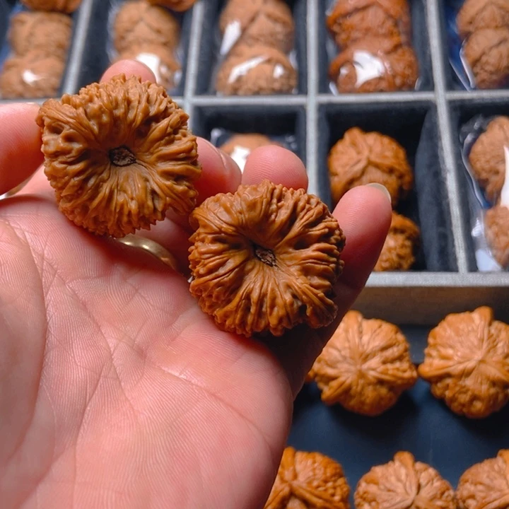 g**d文玩核桃把件核桃