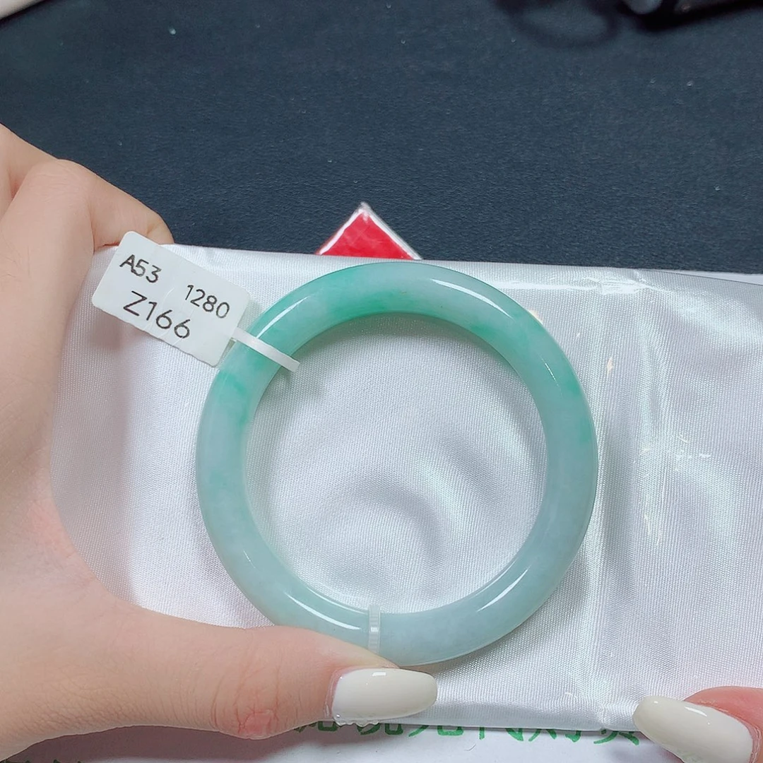 翡翠未镶嵌手镯翡翠手镯53