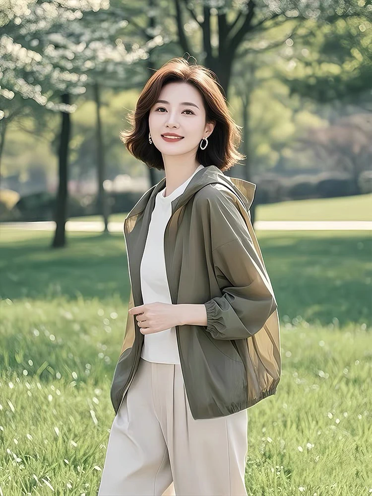 宽松大码薄款夏季新款时尚连帽休闲紫红色防晒网红百搭老钱风女装