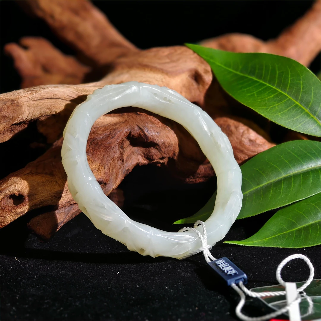 和田古玉节节高升玉镯7895G