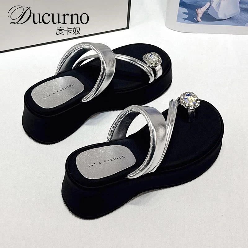 厚底增高凉拖鞋女2025夏季新款法式外穿银色套趾沙滩鞋一字凉鞋子