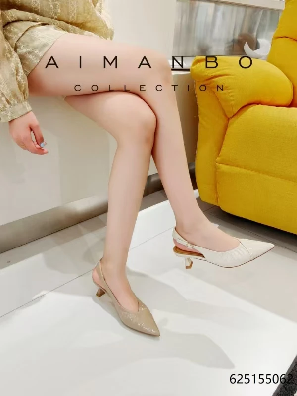 漫步佳人后空防掉脚防磨脚跟鞋舒适气质