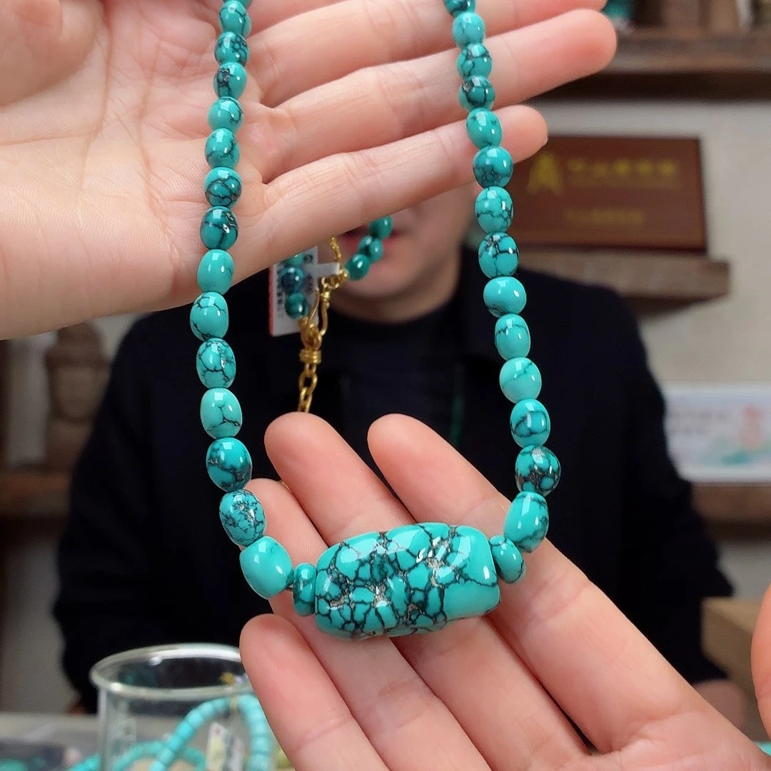 18K金镶嵌绿松石珠宝奇石