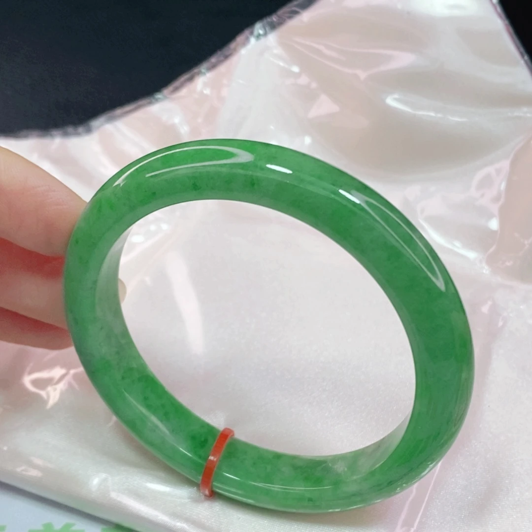 未镶嵌手镯翡翠55.6正圈